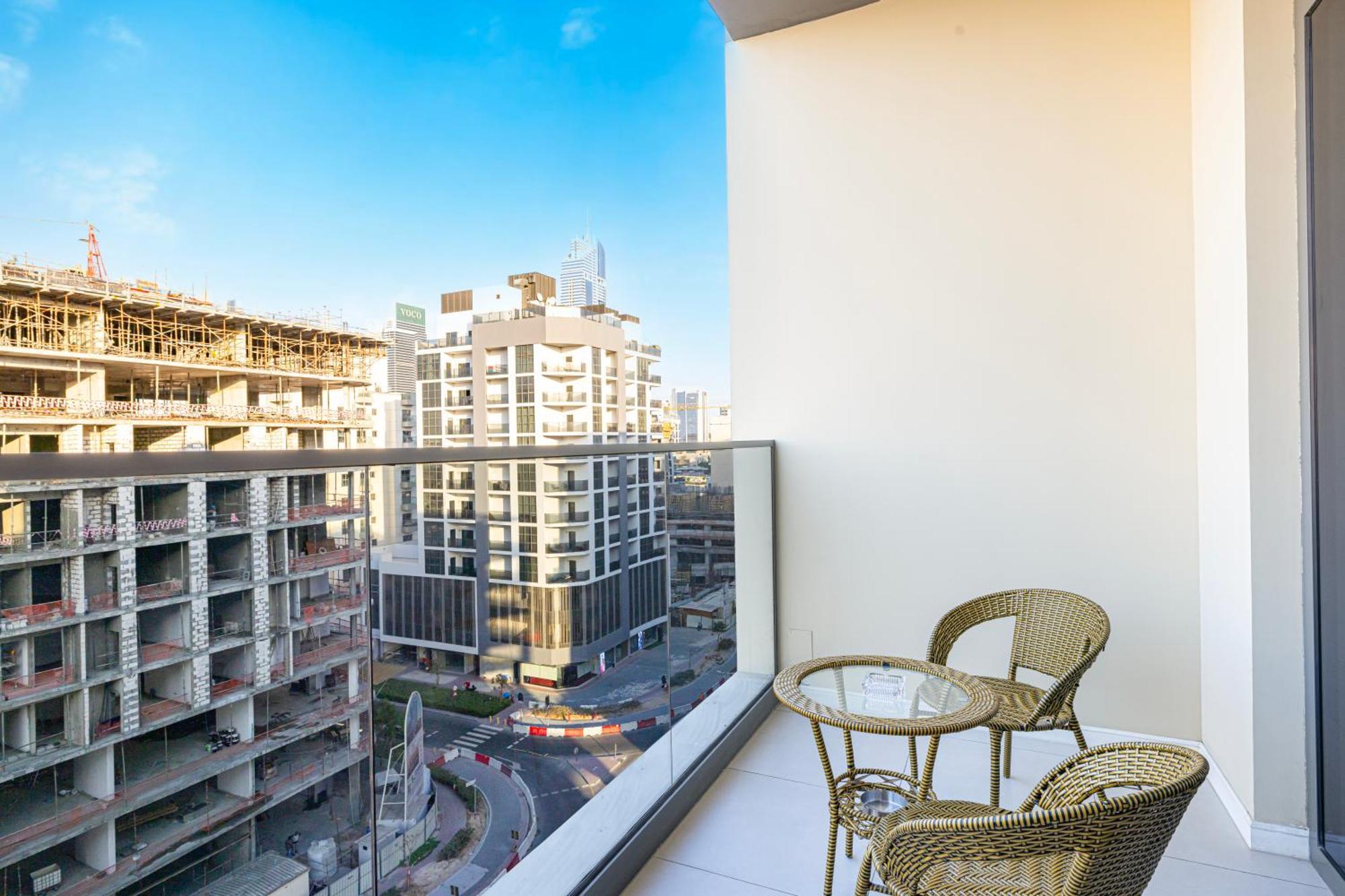 Daniels Charming 1br At Jumeirah Garden *